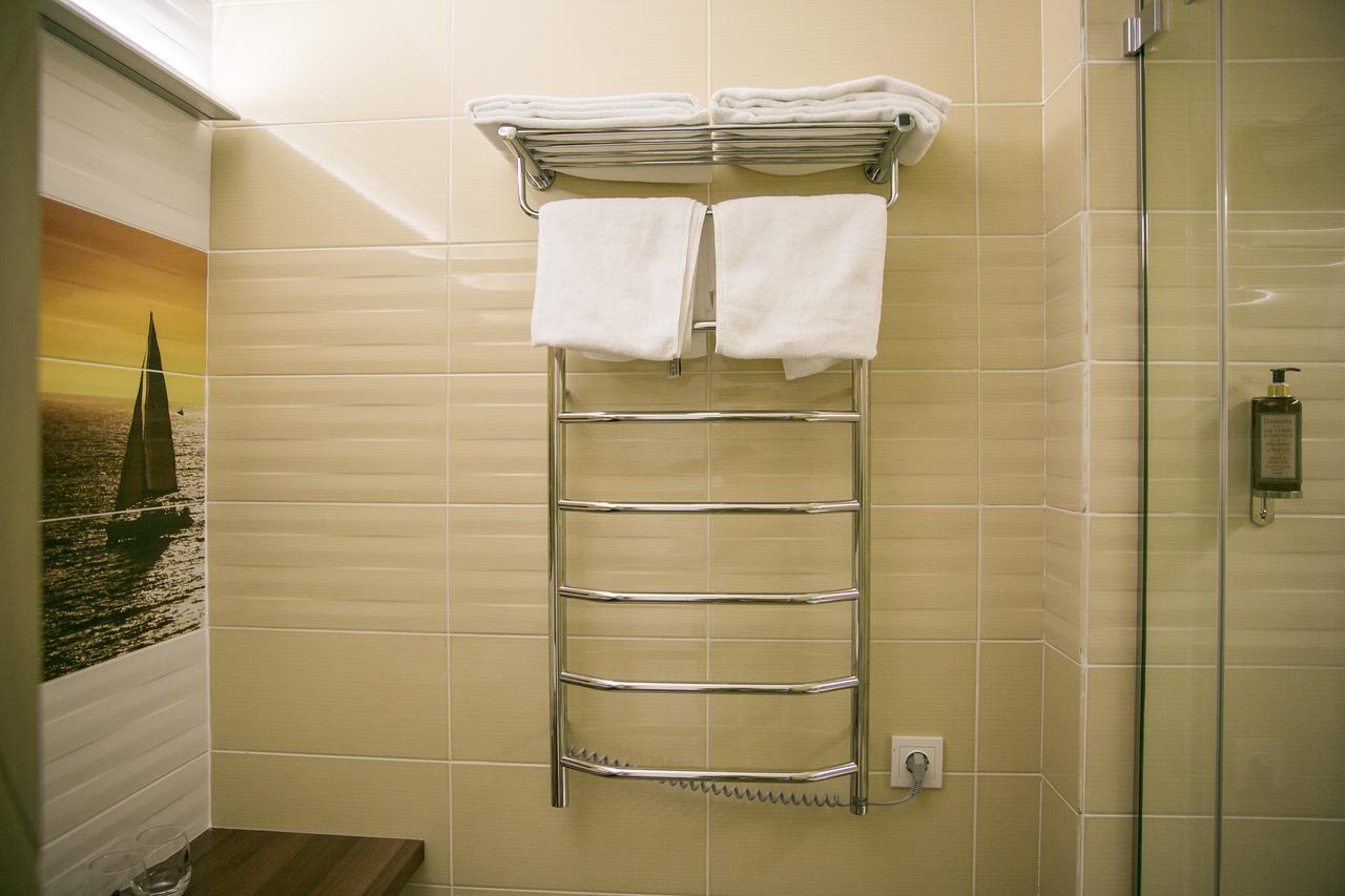 Villa Rk Deluxe ซาโตกา ภายนอก รูปภาพ